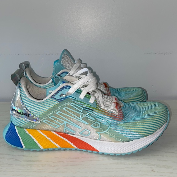 New Balance Women's FuelCell Echolucent Pride Sneaker Shoes RARE - Picture 2 of 11